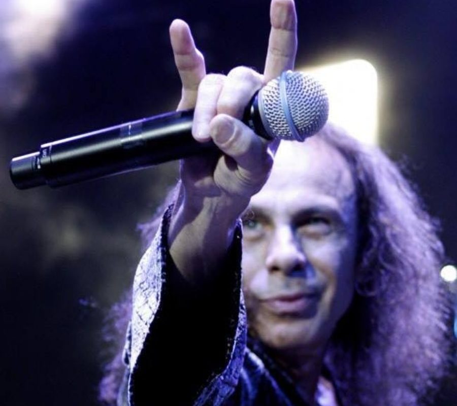 dio-900x800-994218350.jpg