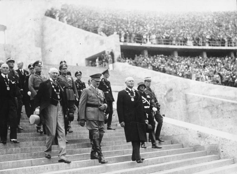 Bundesarchiv_Bild_183-G00372,_Berlin,_XI._Olympiade,_Eröffnung.jpg